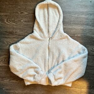 Fuzzy white cropped hoodie